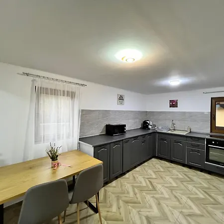 Holiday home Casa Linistea Muntilor
